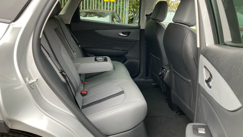 MG MGS5 170kW Trophy EV Long Range 64kWh 5dr Auto Electric Estate